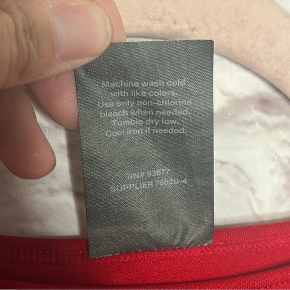 Sports Illustrated Red Crop Top - Picture 10 of 11